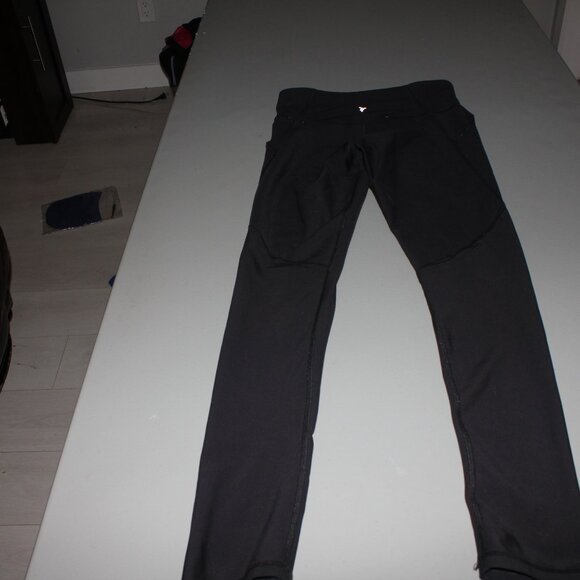 Black Old Navy Legigngs Size XL - Picture 4 of 5